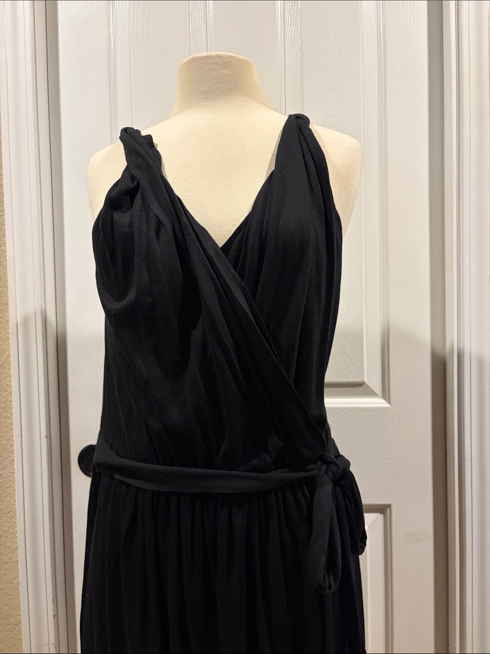 LOFT Black Sleeveless mini above knee Dress with Tie Waist NWT size 12 - Picture 3 of 7